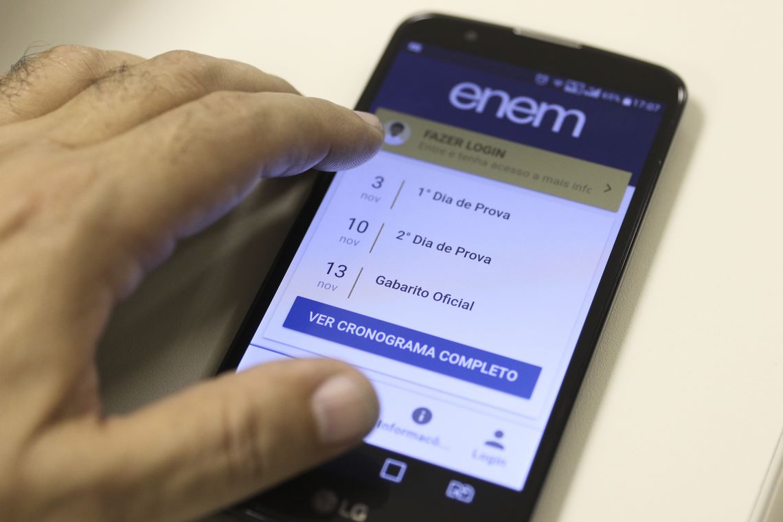 Inep anuncia cancelamento de uma questão do Enem