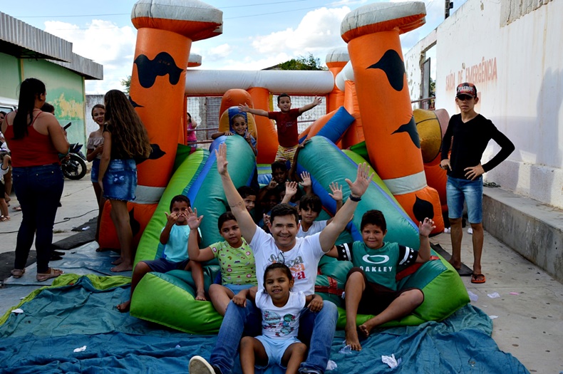 Gilbran Porto realiza 2º “Natal Solidário” em Pedra Lavrada